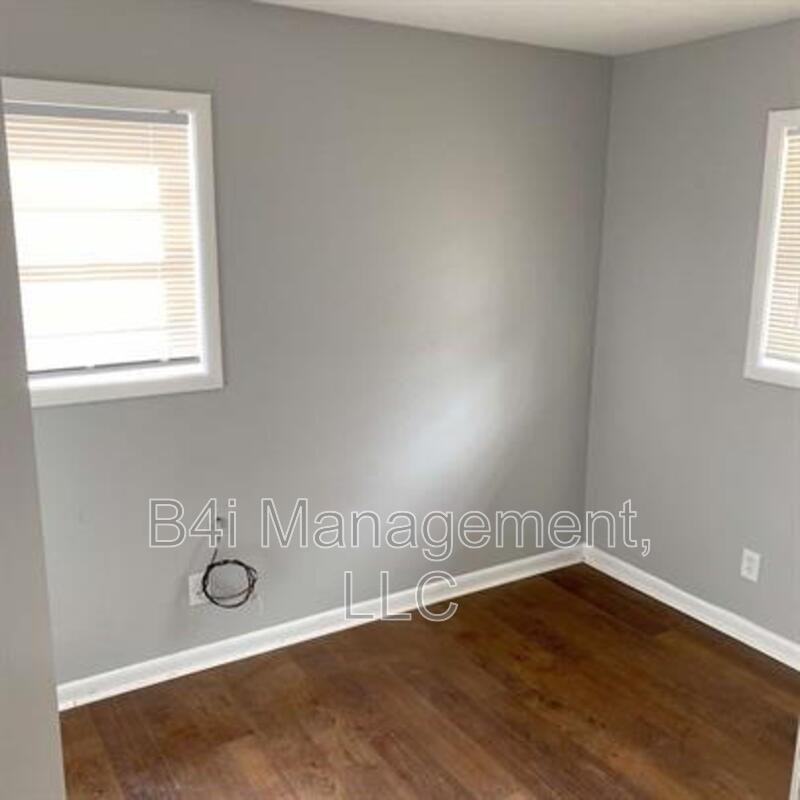 719 Palmetto Avenue - Photo 3 of 5