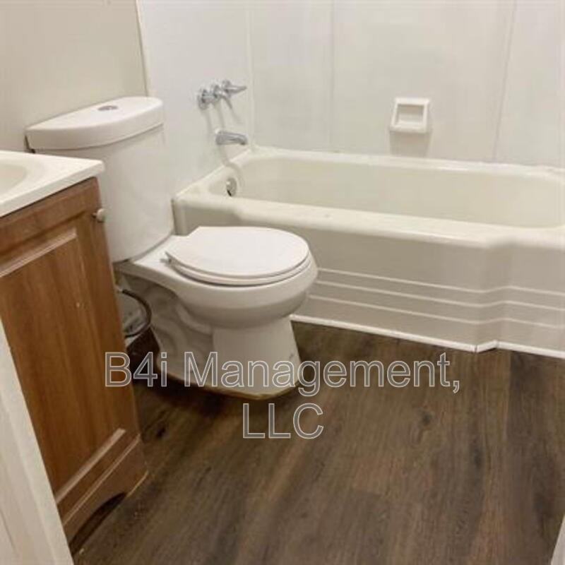 110 Scott Hill St Se Apt A - Photo 5 of 9