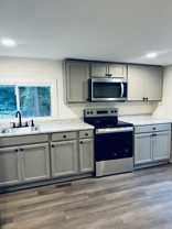 1450 Maplewood Dr - Photo 1 of 1