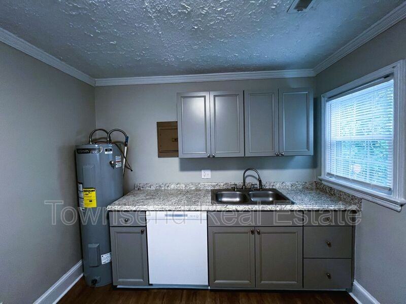 217 N Virginia Ave - Photo 5 of 13