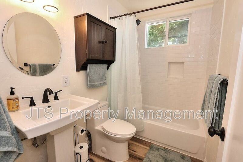 6906 Pin Oak Ct - Photo 7 of 28