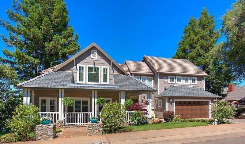 12422 Homestead Way - Photo 2 of 37