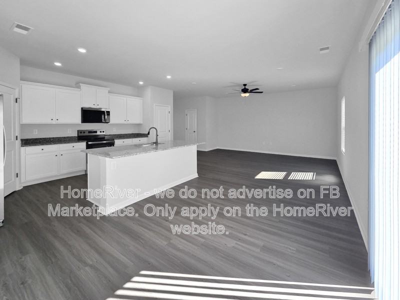 3323 Burberry Dr - Photo 7 of 28