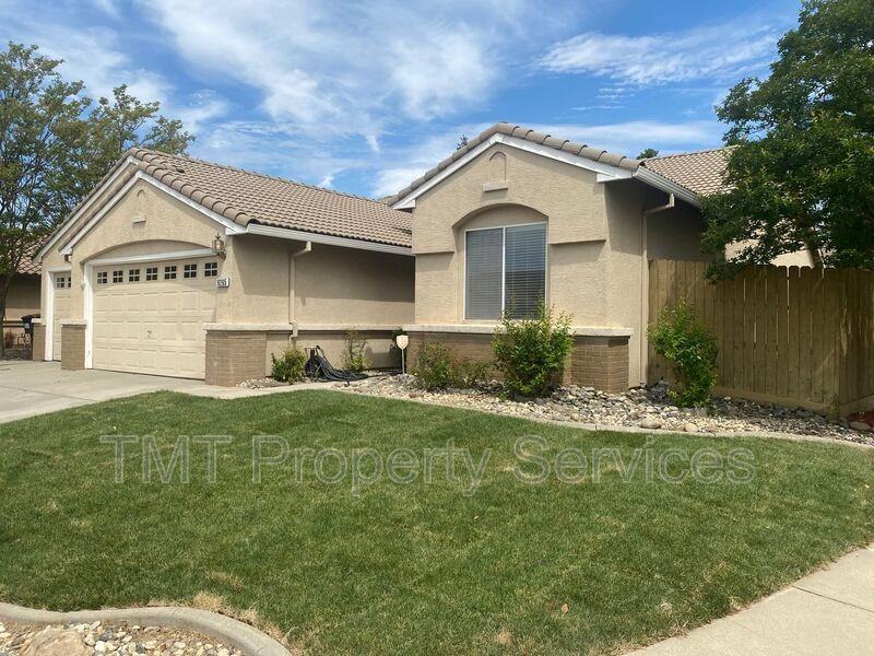 9265 Horsham Ct - Photo 2 of 34