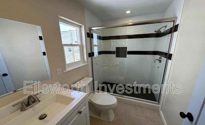 3523 Park Blvd - Photo 3 of 7