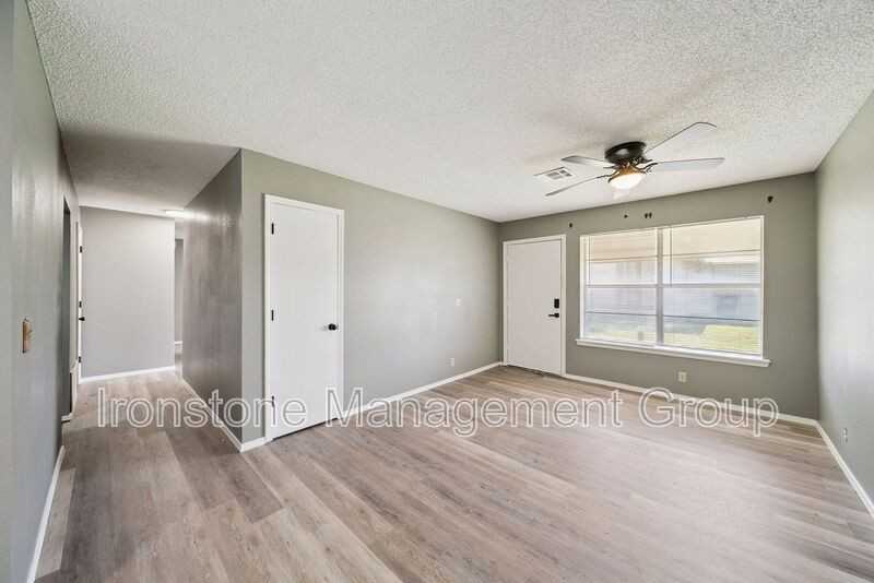 8217 N 117th East Ave - Photo 2 of 16