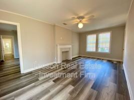featured image of 735 Ratcliff St