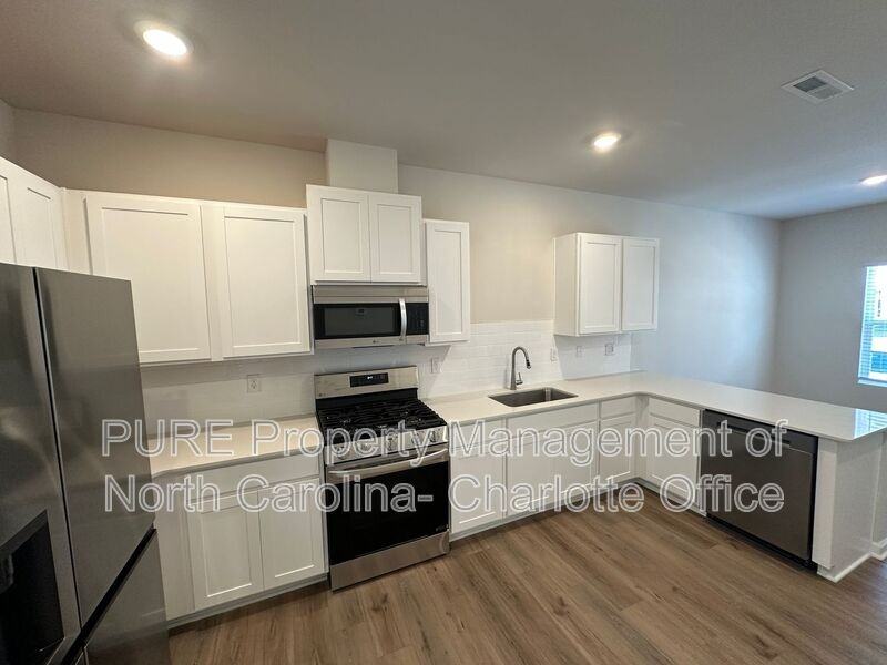 1835 Autumn Mist Dr - Photo 4 of 39