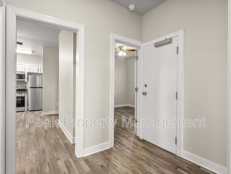 2 Dundee Avenue #2LOWER - Photo 6 of 18