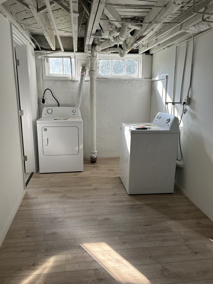 716 Riverside Drive - Photo 5 of 19