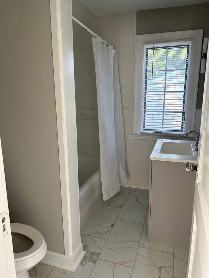 716 Riverside Drive - Photo 6 of 19