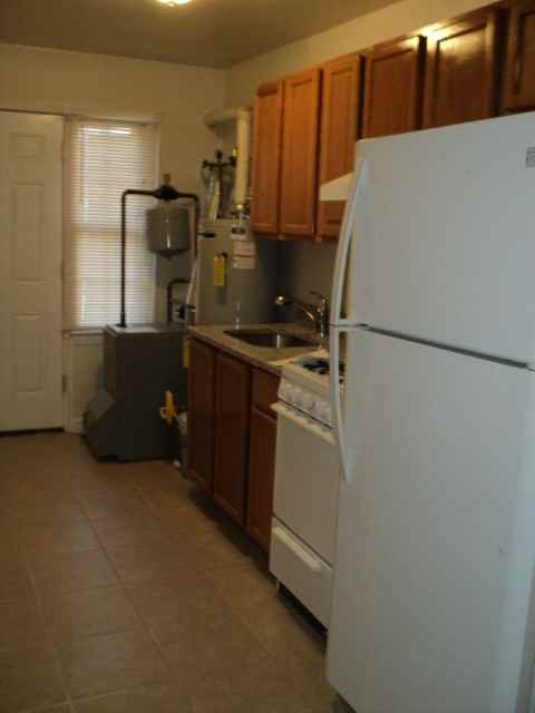 3517 Brothers Place Southeast - Photo 2 of 13