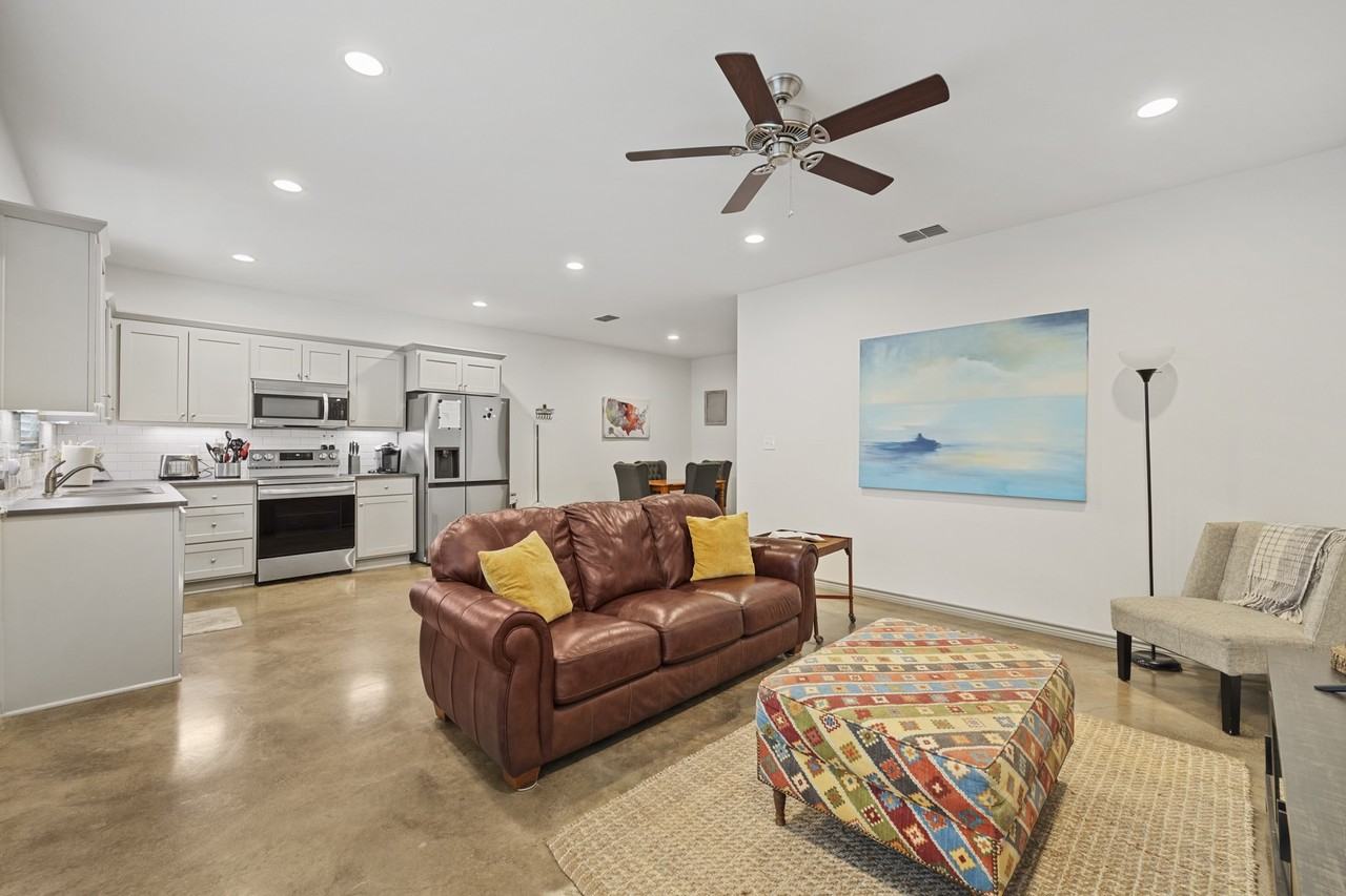 14235 CR 452 - Photo 2 of 20