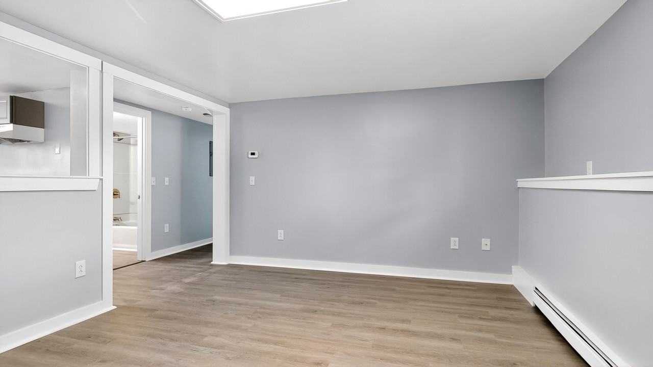 8 George Street - Building B - Photo 3 of 28