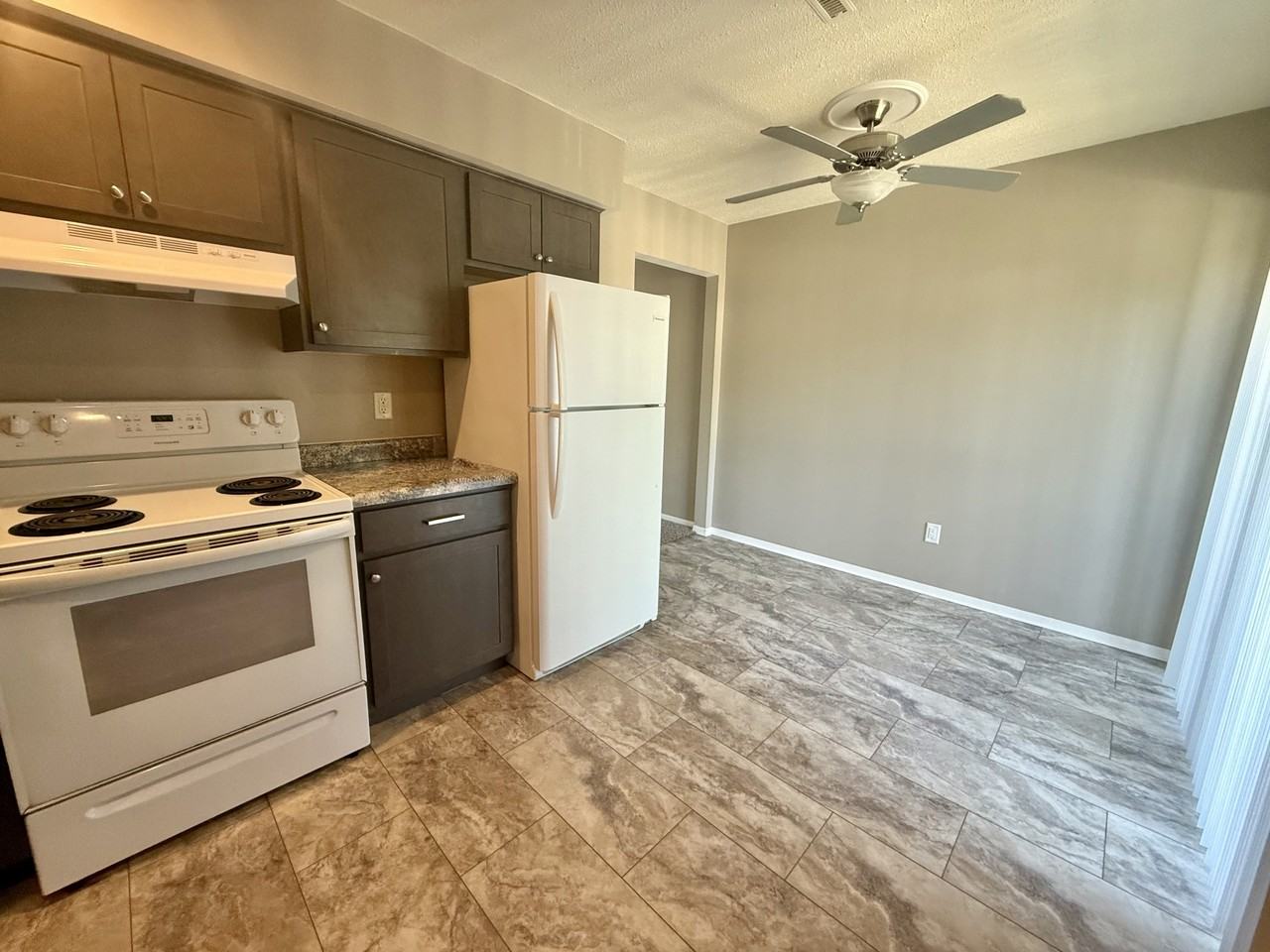 1301 91st Avenue West - Photo 7 of 30