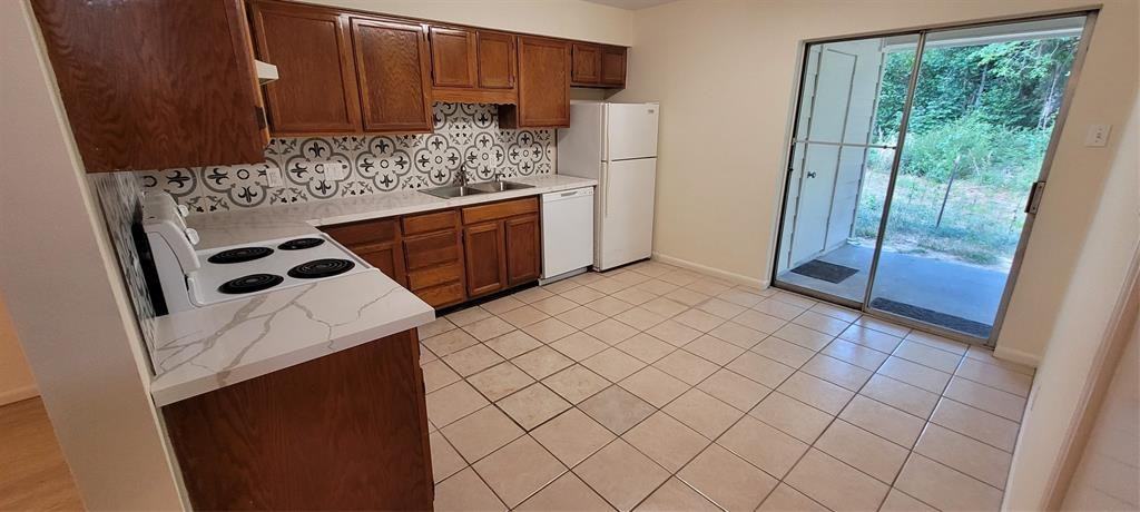 Westway Drive - Photo 7 of 11