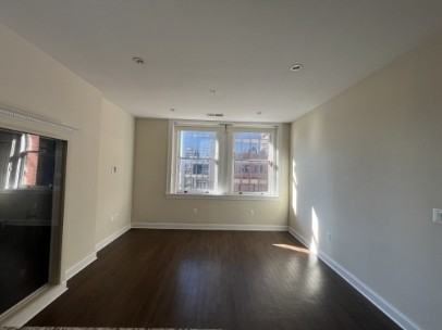 115 North Charles Street - Photo 2 of 4