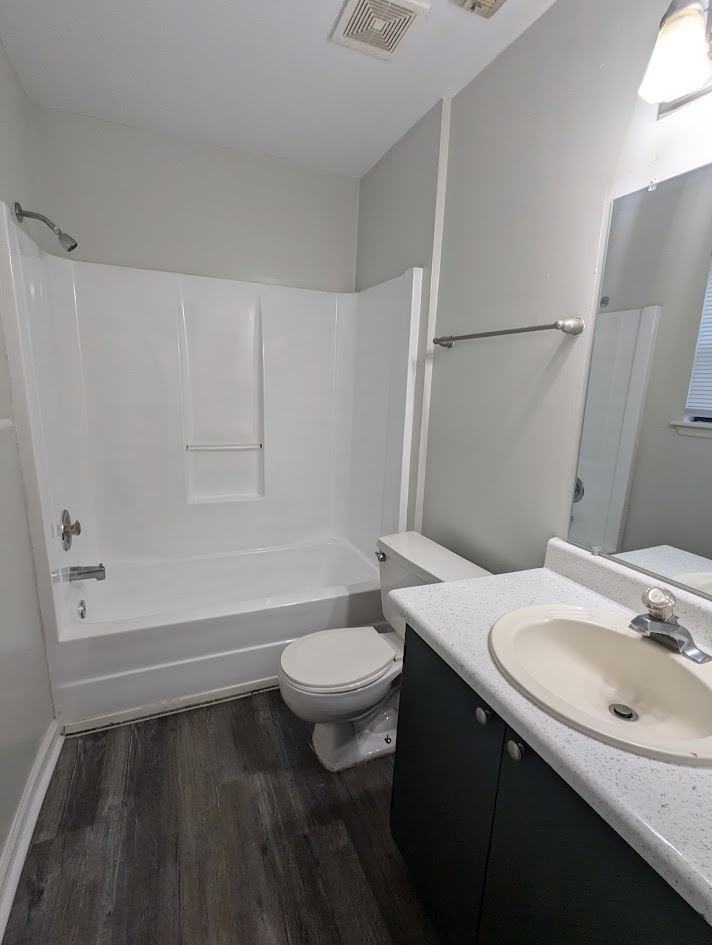 2348 Horne Avenue - Photo 3 of 14