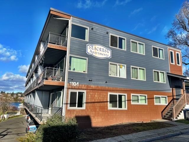 Seacrest Apartments - Photo 2 of 14