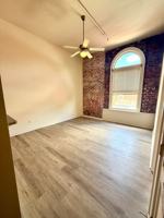 featured image of 211 N Foushee St