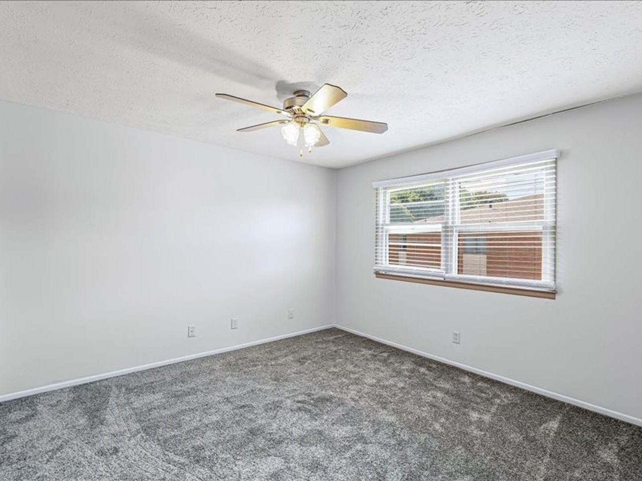 9 Willedrob Road - Photo 6 of 13