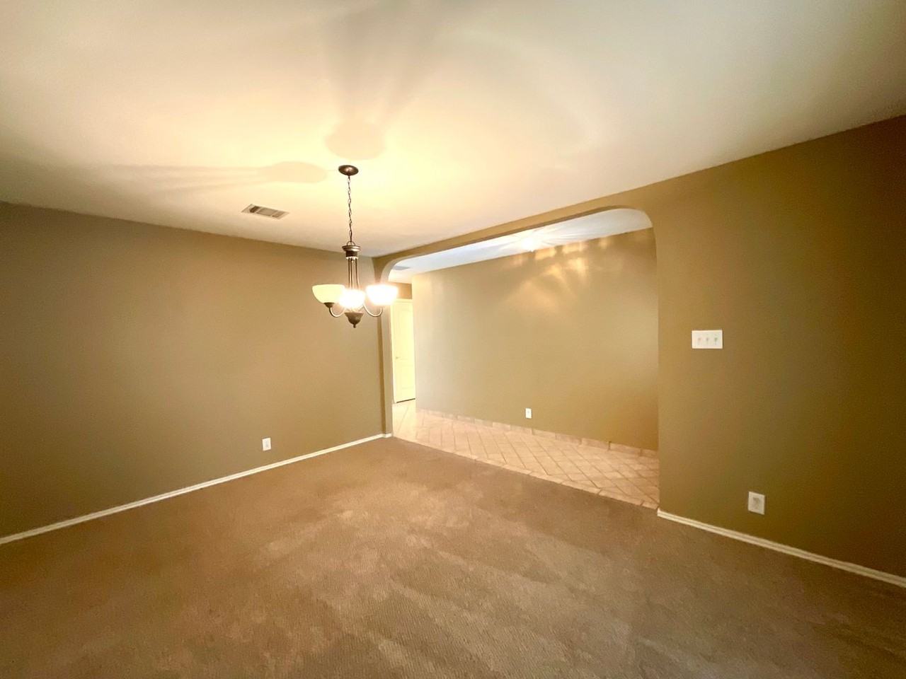 646 Limestone Flt - Photo 6 of 50