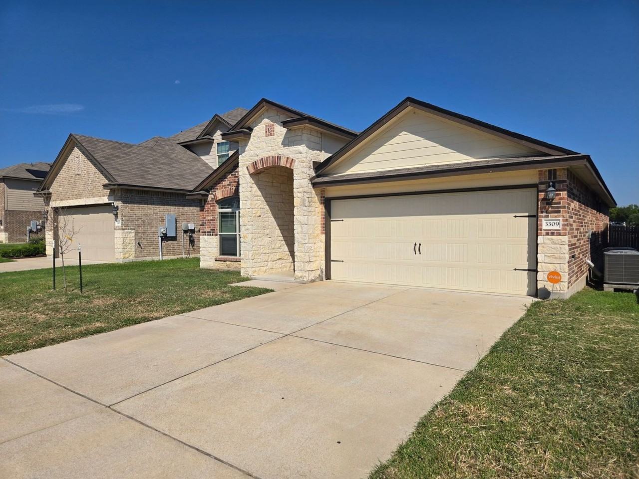 3309 Aubree Katherine Dr - Photo 2 of 24