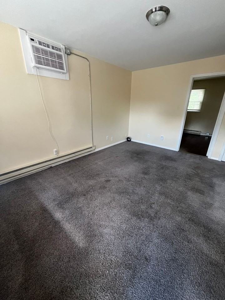 North Drive 355 - Photo 2 of 10