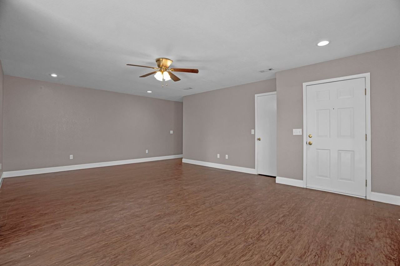 2402 N Jeremiah Pl - Photo 3 of 20