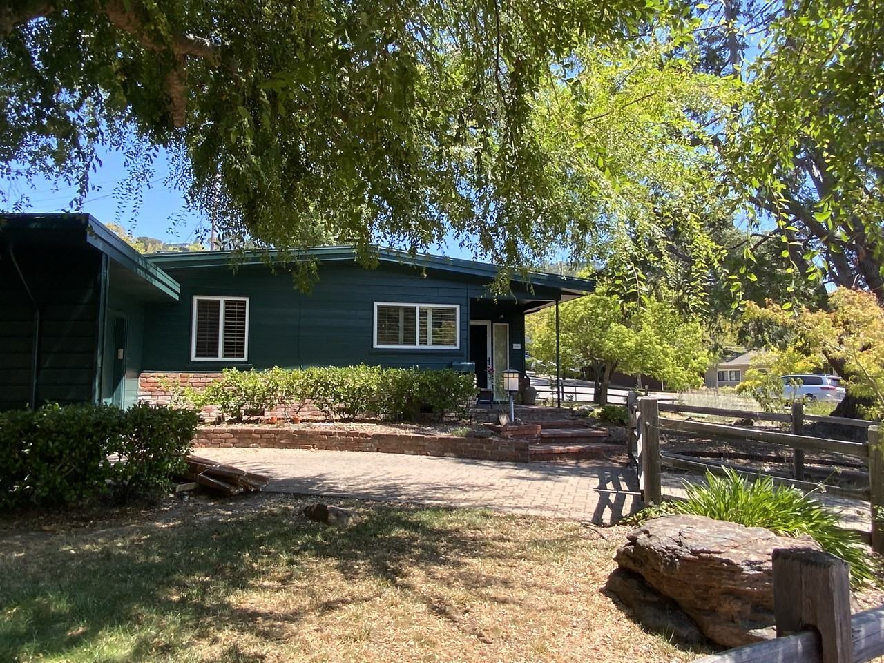 103 K Street - Photo 3 of 33