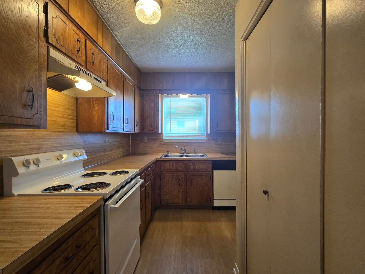 3702 Hereford Ln #D - Photo 2 of 18