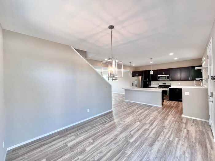 12754 Crane River Dr - Photo 2 of 39