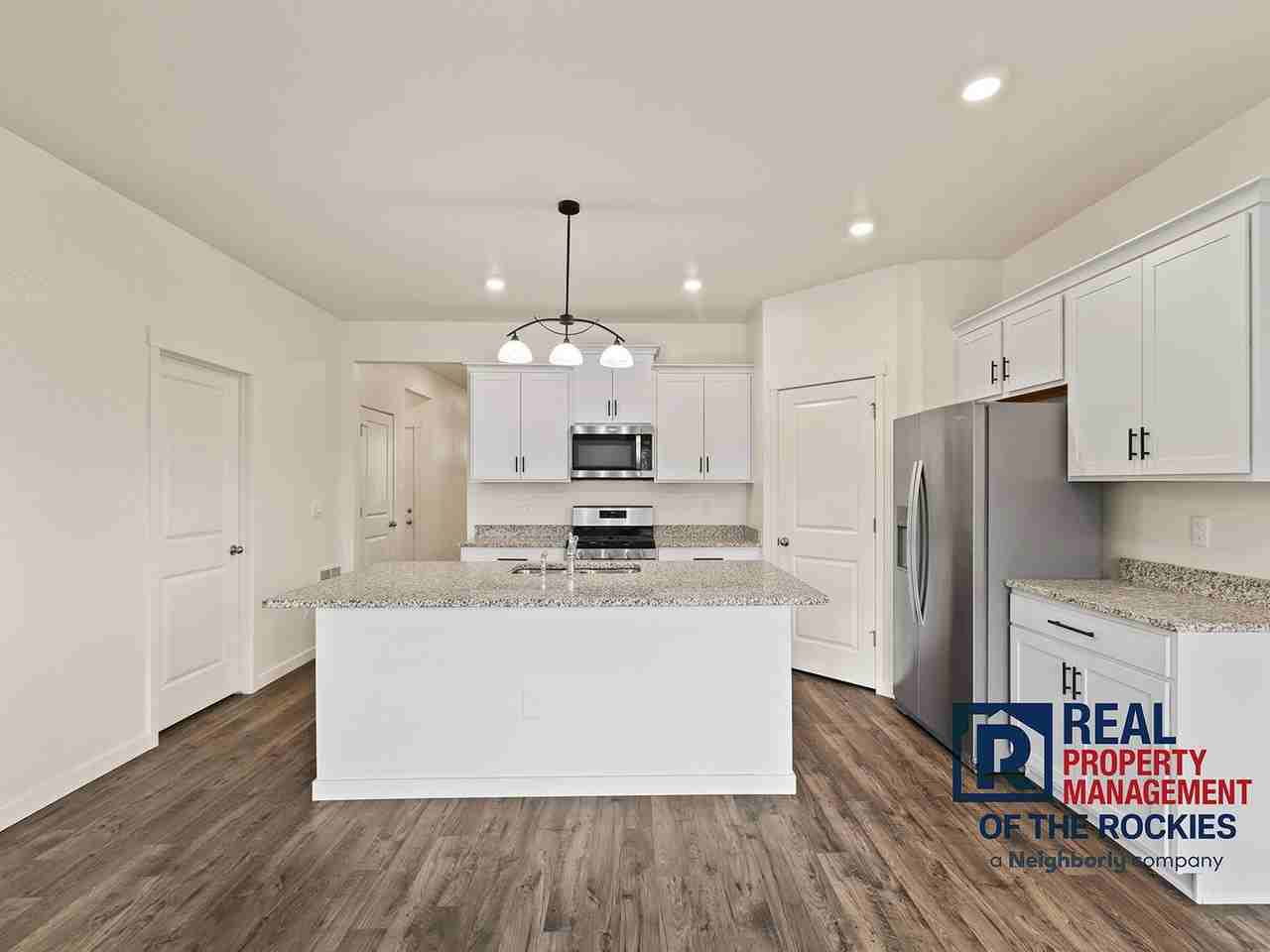 920 London Way - Photo 3 of 26