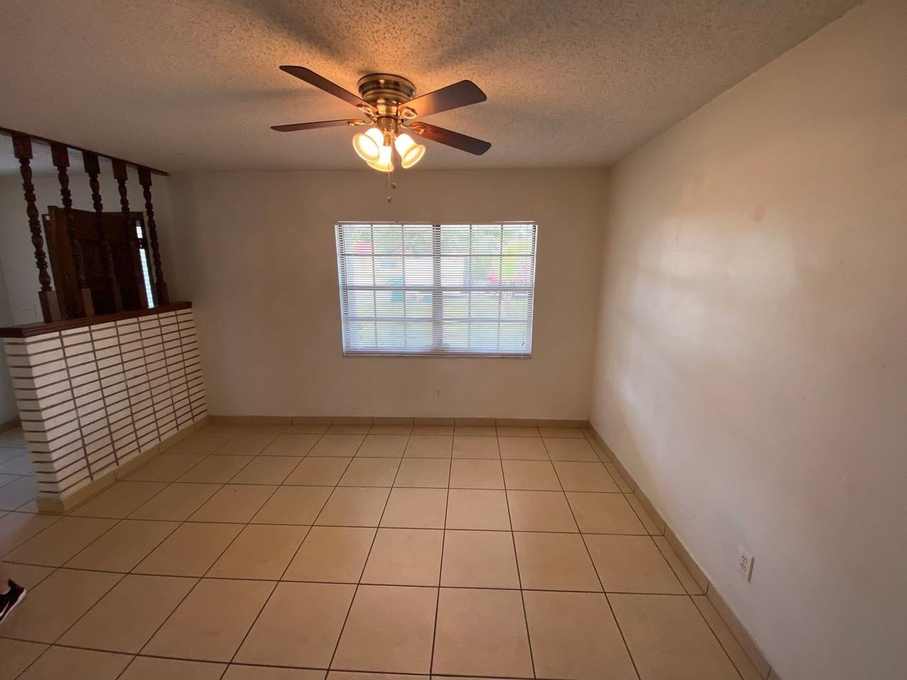 141 Landmark St - Photo 4 of 14