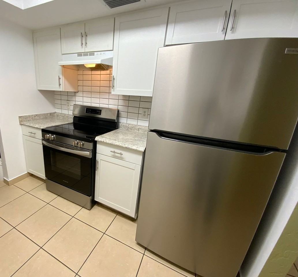 141 Landmark St - Photo 6 of 14