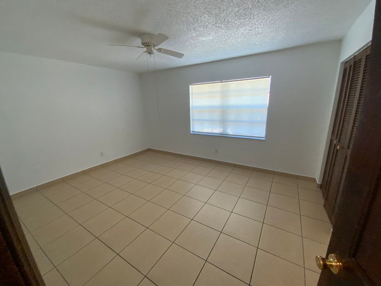 141 Landmark St - Photo 7 of 14