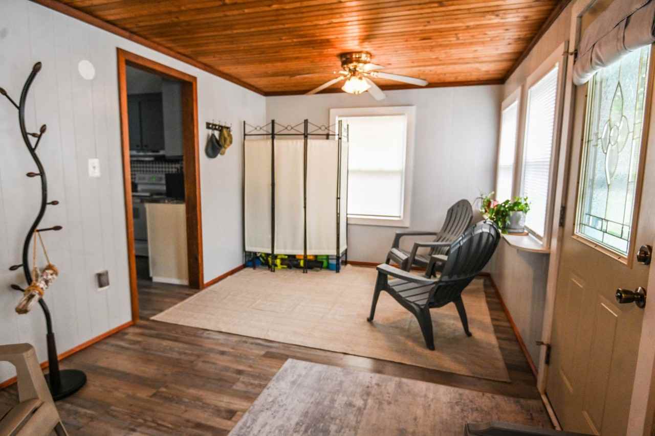 1522 Sappington Dr - Photo 4 of 23
