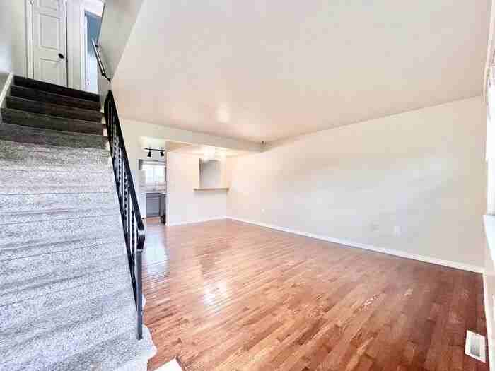 711 3rd St #F2 - Photo 2 of 15