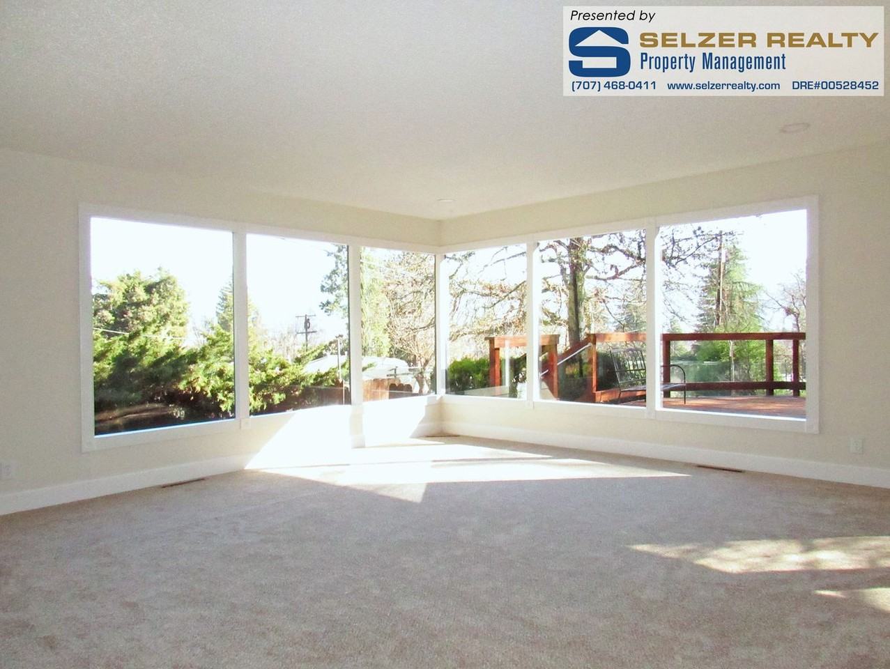 293 Toyon Road - Photo 2 of 17