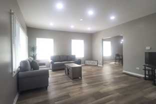 4172 Washington St - Photo 1 of 1