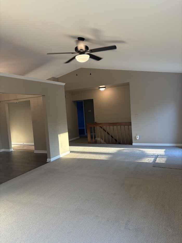 47641 Stephanie Dr - Photo 2 of 21