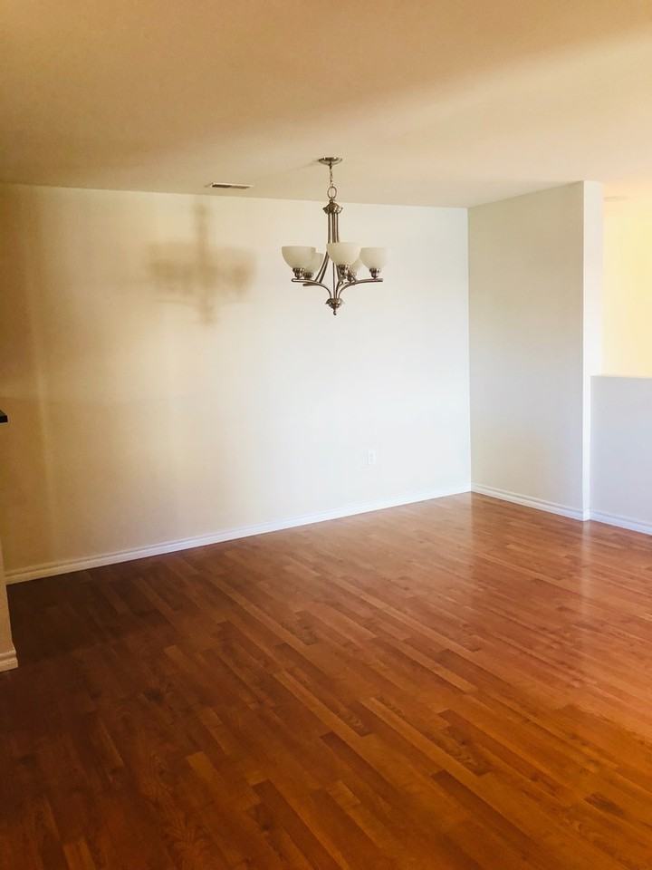 7 Fuller Cir - Photo 3 of 6