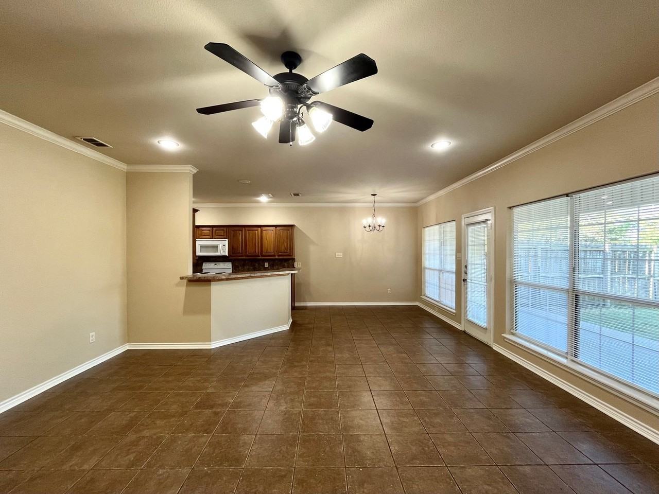 10660 County Road 127 - Photo 5 of 30