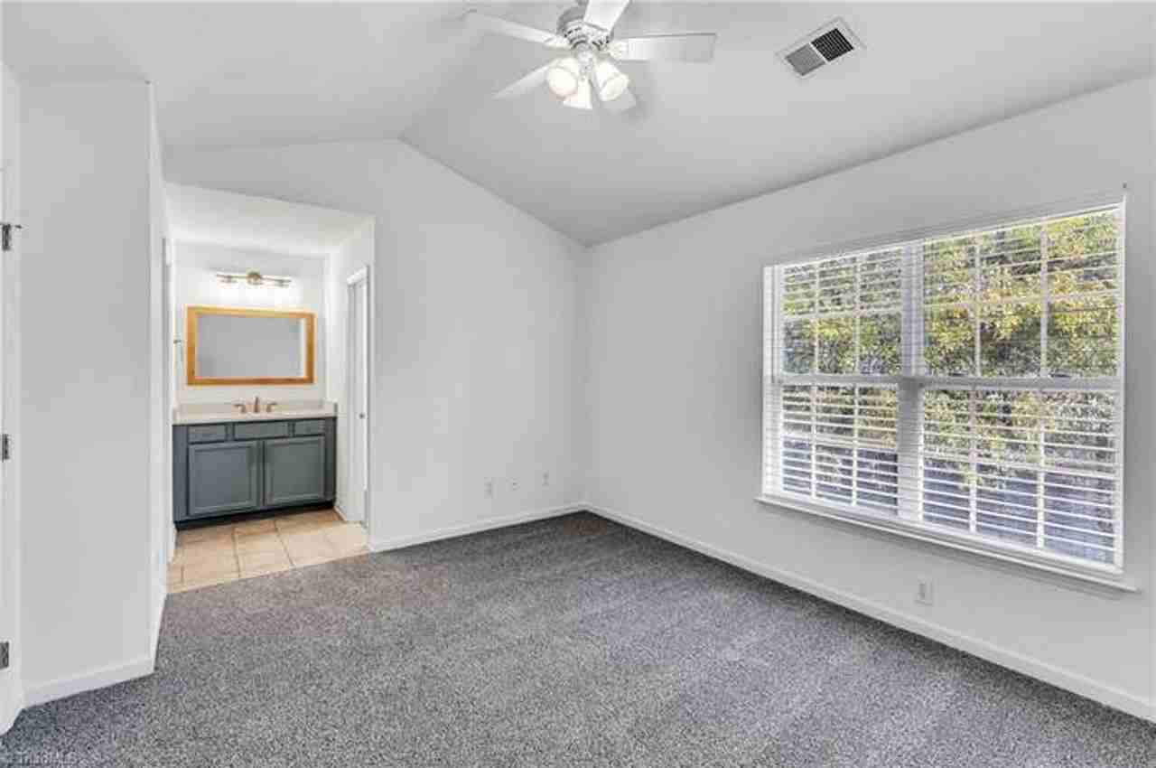 821 Creek Crossing Trl - Photo 2 of 30