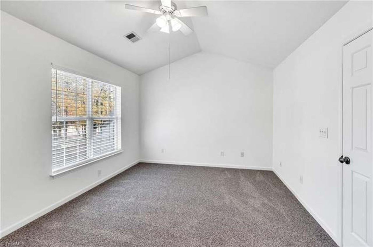 821 Creek Crossing Trl - Photo 3 of 30