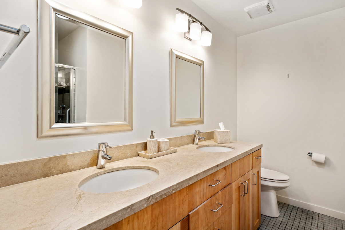 1128 Westmoreland Cir #NA - Photo 3 of 17