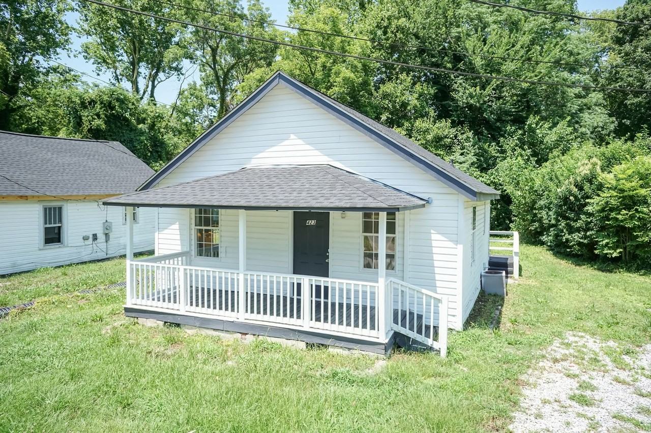 419 East Rock Spring Street - Photo 2 of 17