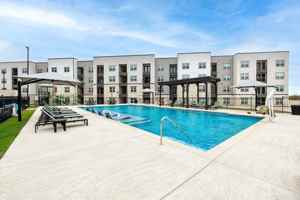 featured image of Oak Creek Way #0000