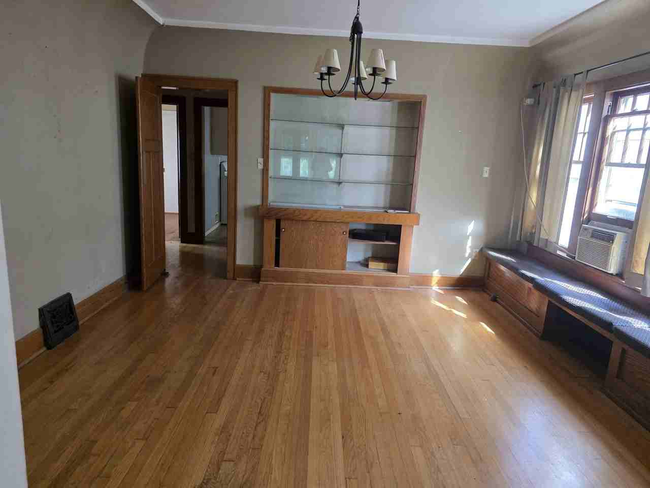 1612 N 53rd St - Photo 3 of 14