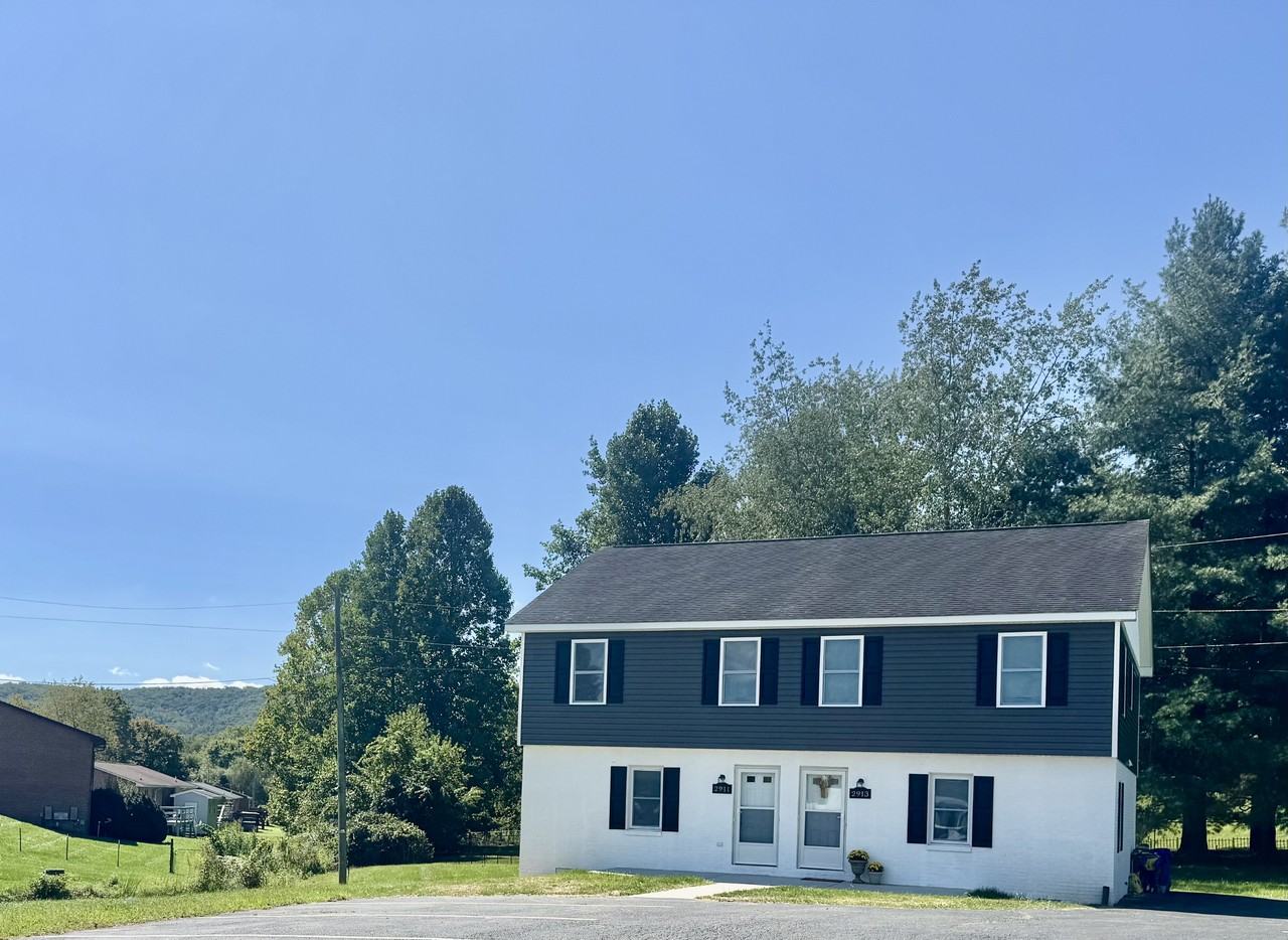 Cara Ct #2911 - Photo 2 of 20